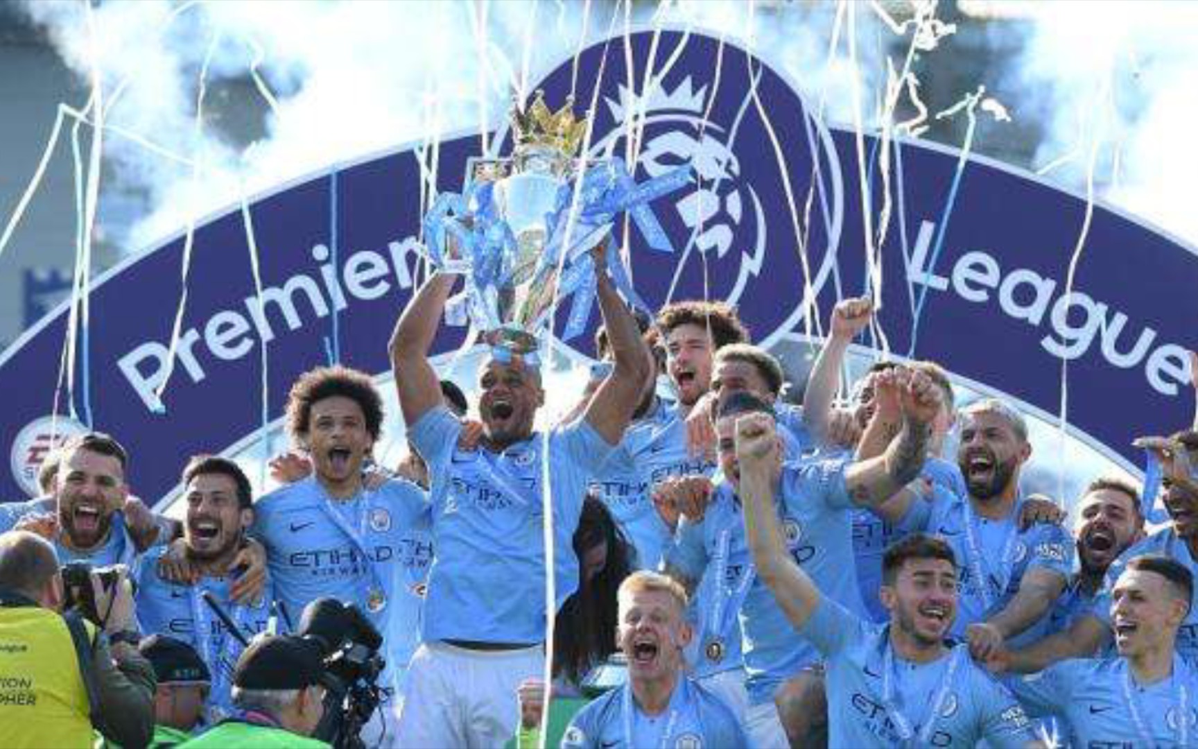 球联赛之间 球联赛之间